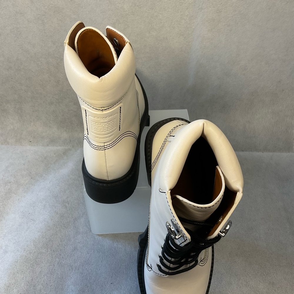 Coach Lorimer Leather boots size 7- Brand New with Box - Chalk Color - Picture 7 of 13